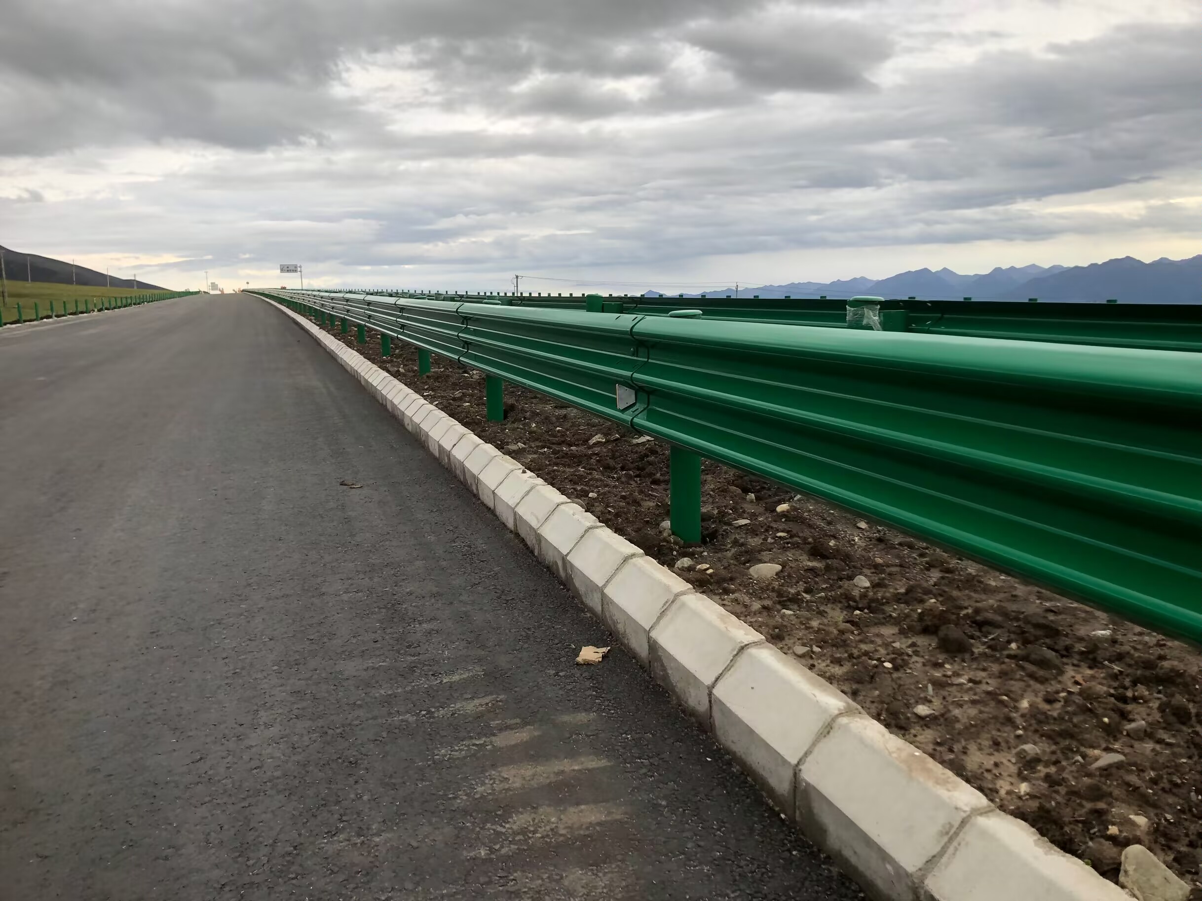 昌都县乡村公路波形护栏三波波形护栏 - 推荐